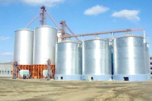 Il vise à augmenter la capacité nationale de stockage de 4 à 9 millions de tonnes: L’avancement du programme du renforcement des capacités de stockage des céréales examiné